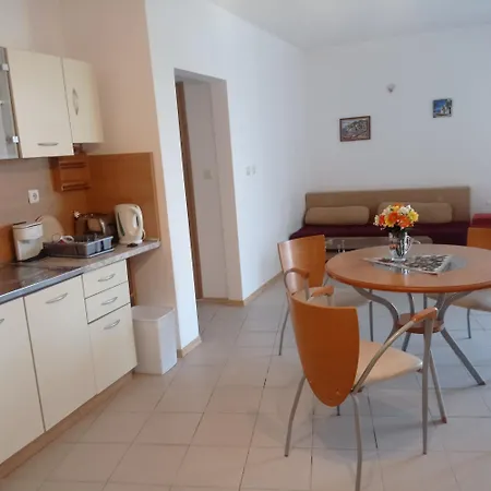 Modern 2 Bedroom In Top Location In Just 150 Meters From Casino Platinum Слънчев бряг