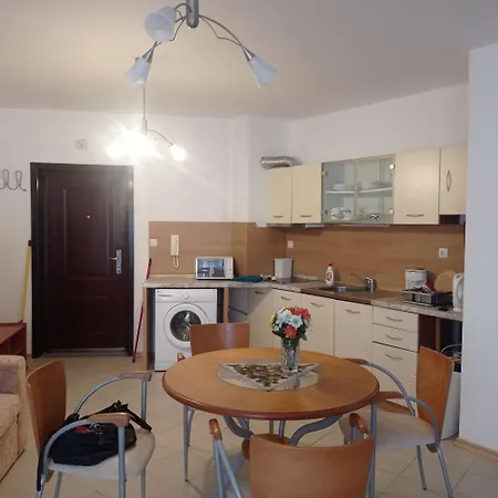 דירה Modern 2 Bedroom In Top Location In Just 150 Meters From Casino Platinum
